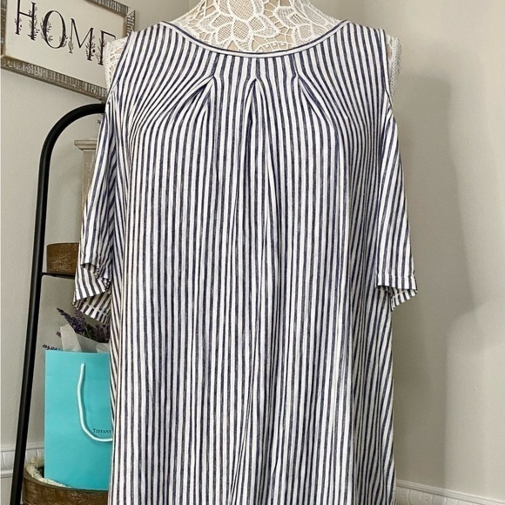 🌸C53-Max Studio Blouse - Stripped 🖤🤍